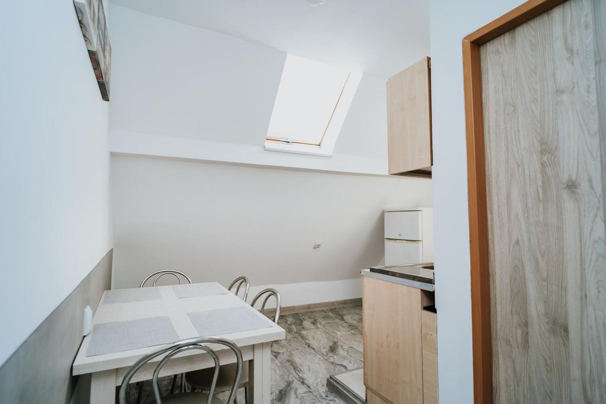 Apartment Attic Sibiu Bagian luar foto